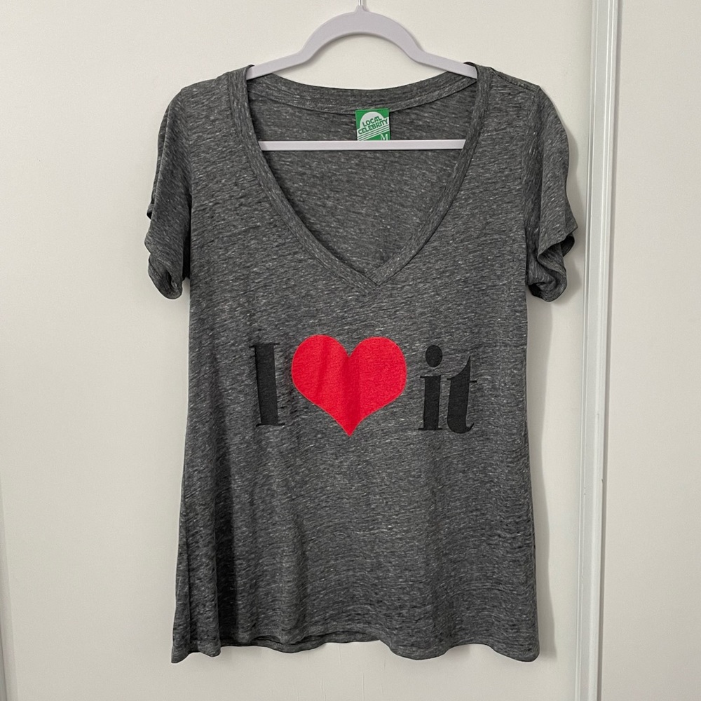 Local Celebrity Gray V-Neck Short Sleeve Shirt